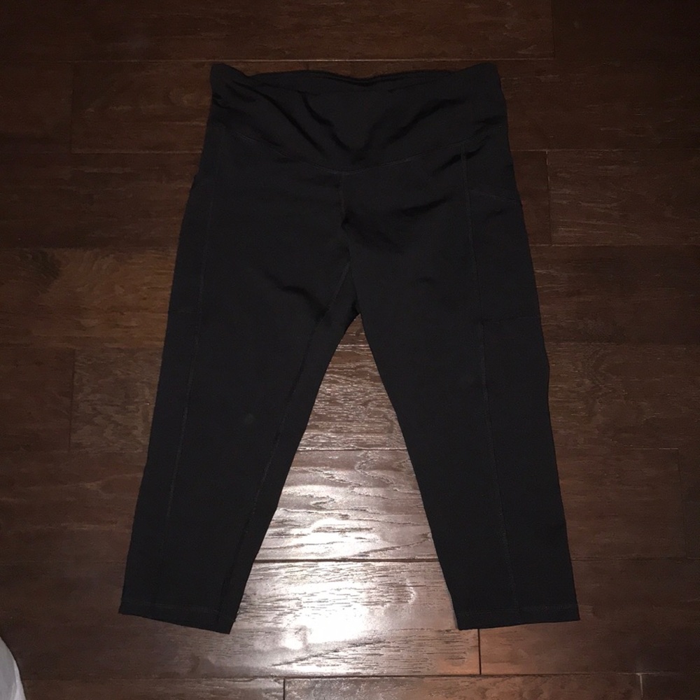 CHAMPION black crop leggings with pockets